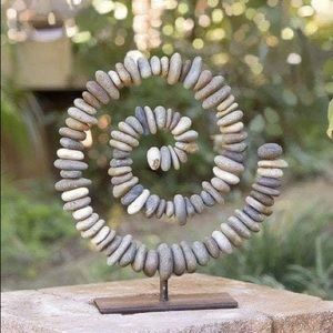 Meet your Posher, Lily